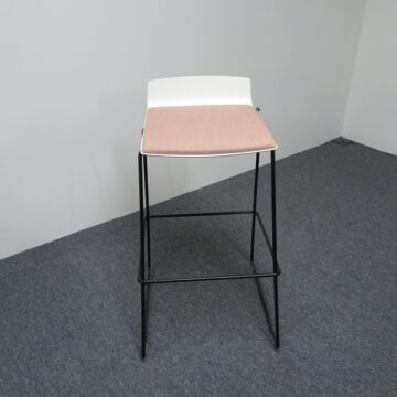 Used Konig + Neurath Move.Mix Bar Stools