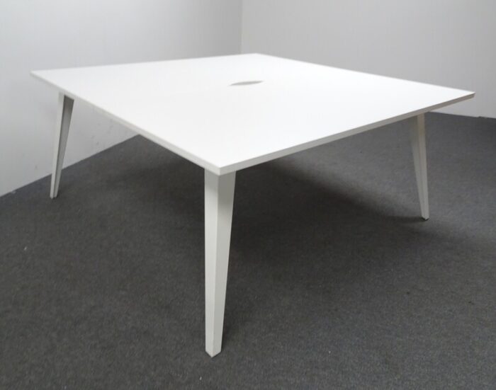 1400-1600w-mm-White-Bench-Desks 1400 - 1600W Mm White Bench Desks