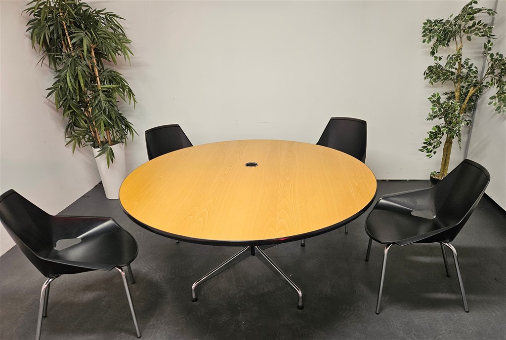 Vitra Round Table Used Vitra Round Table