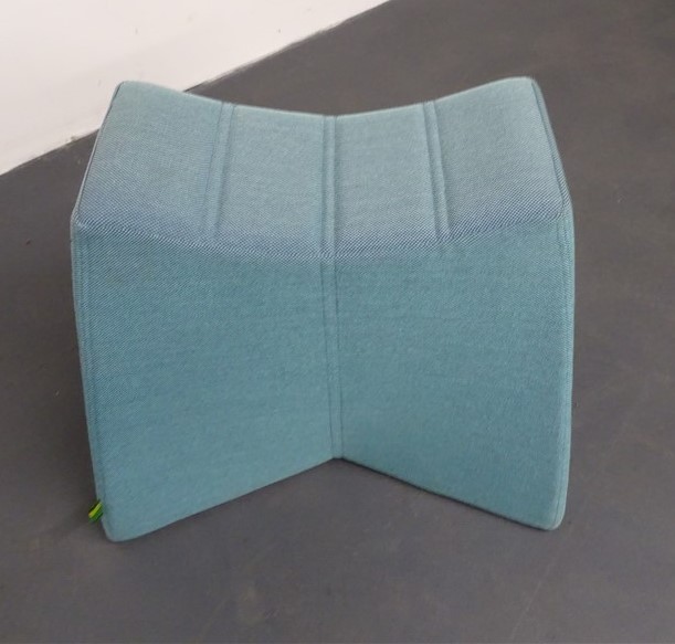 DSC04731 Used Naughtone Pinch Stool