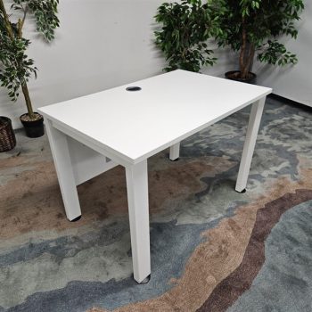 Used Senator Desks 1100 mm 1