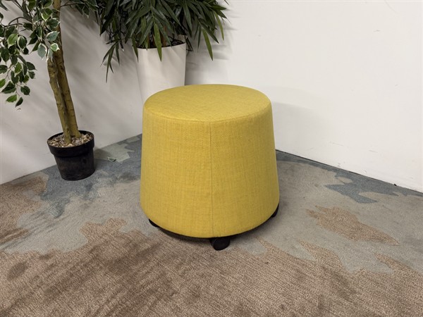 Orangebox2520Sully2520012520Stools2520RBF213522520252812529.jpg Used Orangebox Sully 01 Stools – Yellow