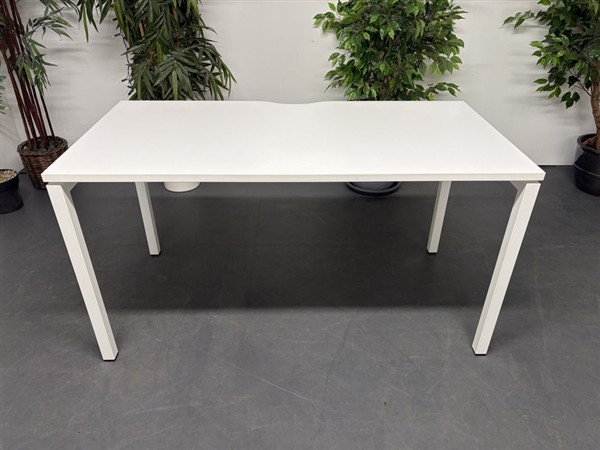 Used White Desks 1400 mm